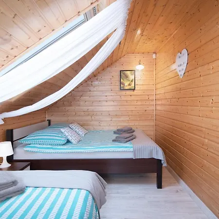 Jelonek - Ogrzewane, Klimatyzowane, Balia-jacuzzi Lodge