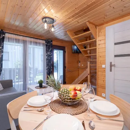 Jelonek - Ogrzewane, Klimatyzowane, Balia-jacuzzi *