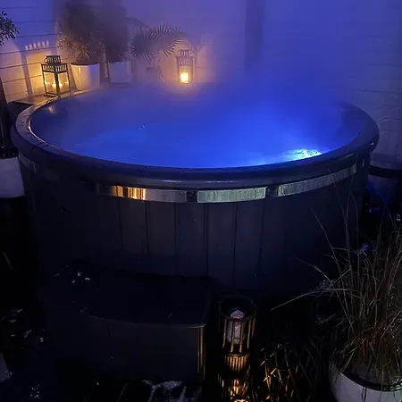 Jelonek - Ogrzewane, Klimatyzowane, Balia-jacuzzi Lodge Władysławowo