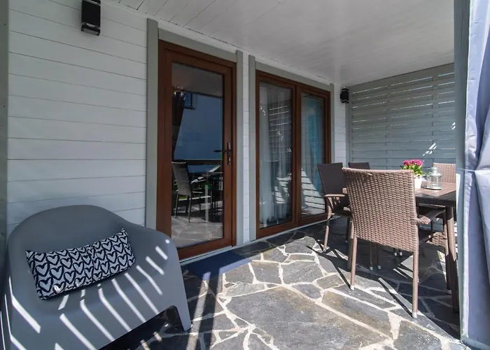 Jelonek - Ogrzewane, Klimatyzowane, Balia-jacuzzi Lodge