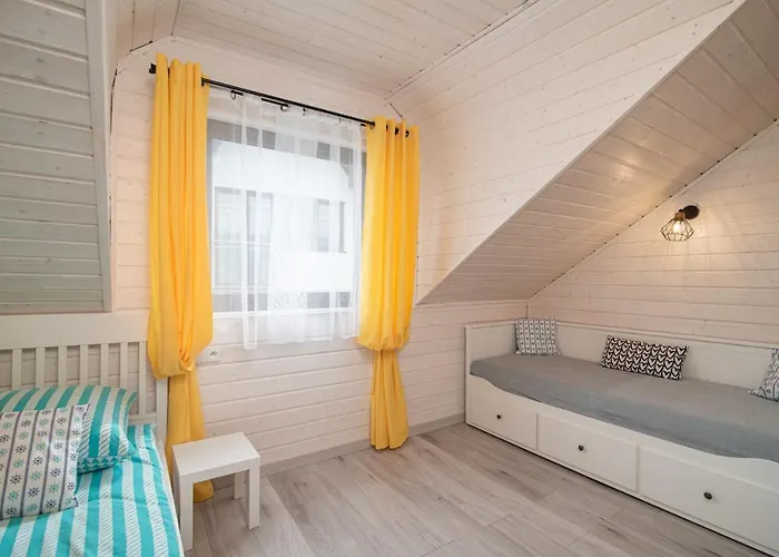 Jelonek - Ogrzewane, Klimatyzowane, Balia-jacuzzi *