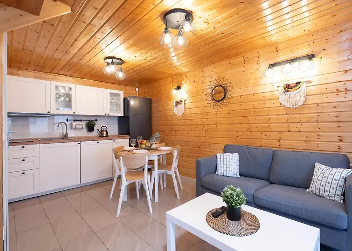 Lodge Jelonek - Ogrzewane, Klimatyzowane, Balia-jacuzzi Władysławowo